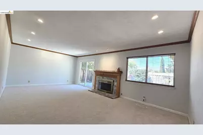 2332 Saint George Dr, Concord, CA 94520 - Photo 5