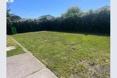17359 Via Del Rey, San Lorenzo, CA 94580 - Photo 21