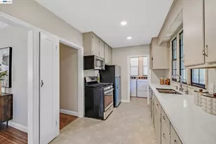 885 Rodney Dr, San Leandro, CA 94577 - Photo 11