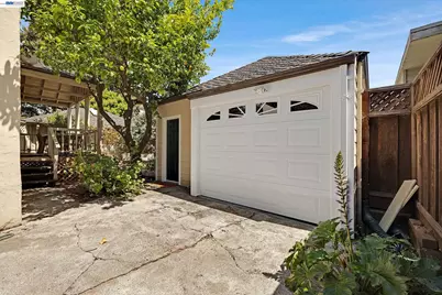 885 Rodney Dr, San Leandro, CA 94577 - Photo 25