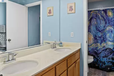 1110 Plymouth Dr, Tracy, CA 95376 - Photo 25
