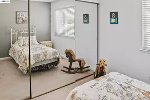 1110 Plymouth Dr, Tracy, CA 95376 - Photo 17