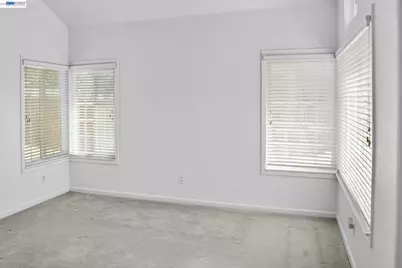 1110 Plymouth Dr, Tracy, CA 95376 - Photo 7