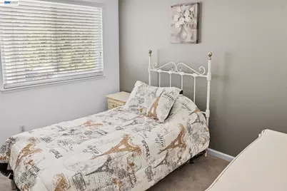 1110 Plymouth Dr, Tracy, CA 95376 - Photo 15