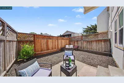 118 Creekside Ct, El Sobrante, CA 94803 - Photo 27