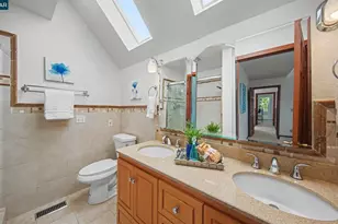 118 Creekside Ct, El Sobrante, CA 94803 - Photo 23