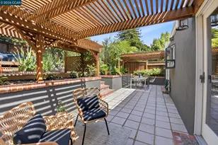 1056 El Centro Ave, Oakland, CA 94602 - Photo 29