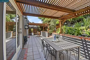 1056 El Centro Ave, Oakland, CA 94602 - Photo 29
