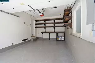1056 El Centro Ave, Oakland, CA 94602 - Photo 27