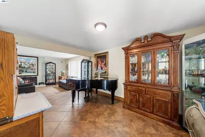 1622 Pegasus St, Newport Beach, CA 92660 - Photo 37