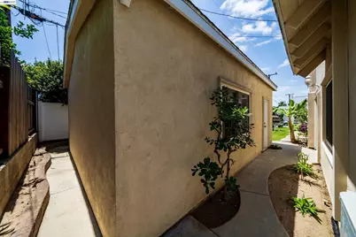 1622 Pegasus St, Newport Beach, CA 92660 - Photo 79