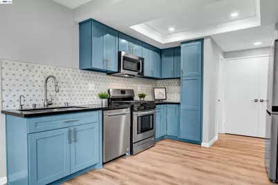 419 Tangelo, Irvine, CA 92618 - Photo 9