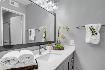 419 Tangelo, Irvine, CA 92618 - Photo 19