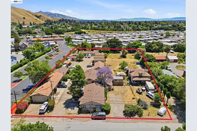 585 Old Canyon Rd, Fremont, CA 94536 - Photo 47