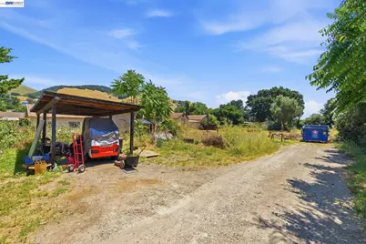 585 Old Canyon Rd, Fremont, CA 94536 - Photo 23