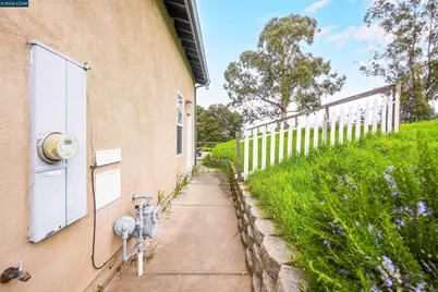 213 Rancho Pl, El Sobrante, CA 94803 - Photo 47