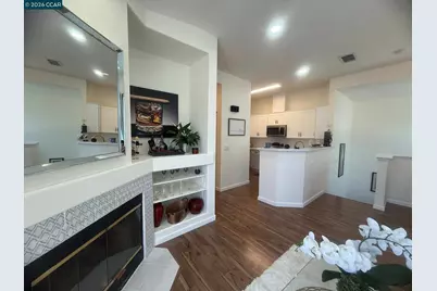 3905 Coyote Cr, Clayton, CA 94517 - Photo 3