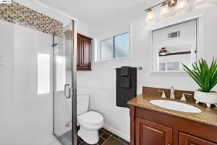 5684 Calpine Dr, San Jose, CA 95123 - Photo 33