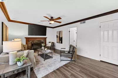 5684 Calpine Dr, San Jose, CA 95123 - Photo 23