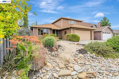 5684 Calpine Dr, San Jose, CA 95123 - Photo 3