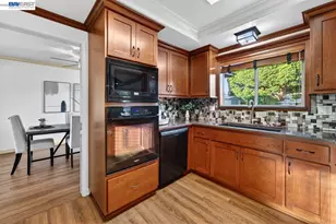 5684 Calpine Dr, San Jose, CA 95123 - Photo 19