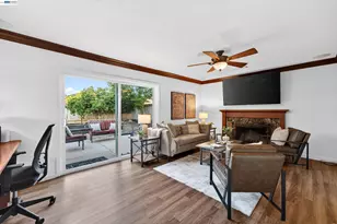 5684 Calpine Dr, San Jose, CA 95123 - Photo 23