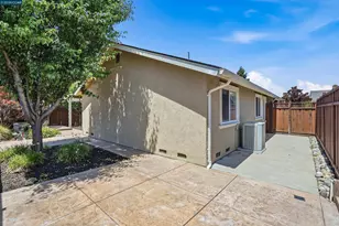 5517 Shorehaven Cir, Livermore, CA 94551 - Photo 29