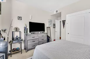 1473 Tucker St, Oakland, CA 94603 - Photo 23