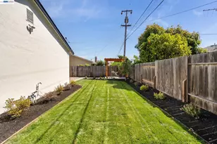25589 Belhaven St, Hayward, CA 94545 - Photo 41
