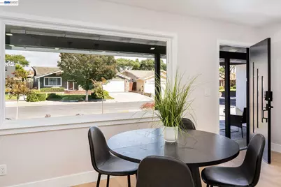 25589 Belhaven St, Hayward, CA 94545 - Photo 15
