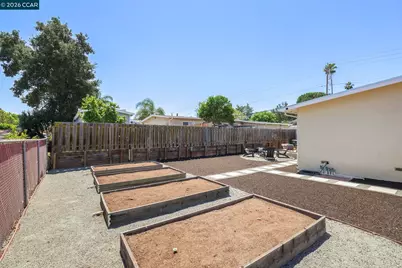 4311 Cowell Rd, Concord, CA 94518 - Photo 27