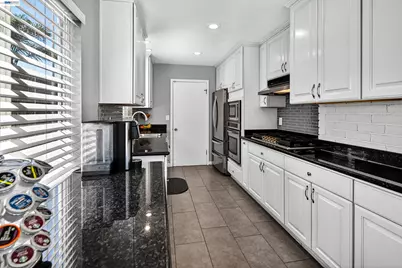1640 Via Escondido, San Lorenzo, CA 94580 - Photo 11