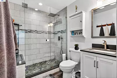 1640 Via Escondido, San Lorenzo, CA 94580 - Photo 19
