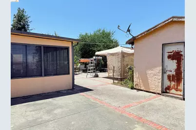 133 Meadowlark Way, Hercules, CA 94547 - Photo 15