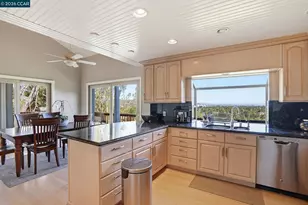132 Rudgear Dr, Walnut Creek, CA 94596 - Photo 15