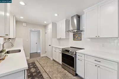 978 Kenston Dr, Clayton, CA 94517 - Photo 9