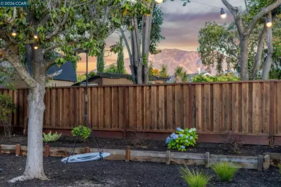 978 Kenston Dr, Clayton, CA 94517 - Photo 45