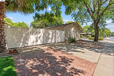 705 Rumble Rd, Modesto, CA 95350 - Photo 33