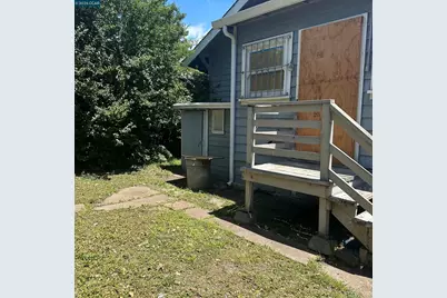 1605 90th Ave, Oakland, CA 94603 - Photo 27