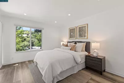 760 Canyon Oaks Dr #H, Oakland, CA 94605 - Photo 27