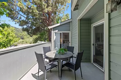 760 Canyon Oaks Dr #H, Oakland, CA 94605 - Photo 21