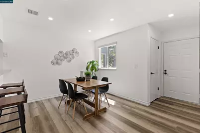 760 Canyon Oaks Dr #H, Oakland, CA 94605 - Photo 7