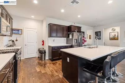 910 Fargo St, Stockton, CA 95204 - Photo 9