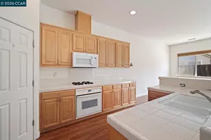 112 Matisse Dr, Oakley, CA 94561 - Photo 9