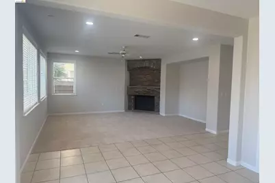 710 Solitude Dr, Oakley, CA 94561 - Photo 3