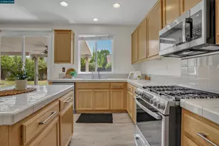 402 Madera St, Brentwood, CA 94513 - Photo 17