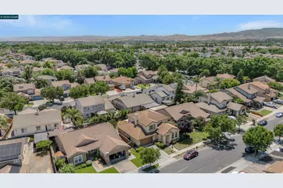 402 Madera St, Brentwood, CA 94513 - Photo 41