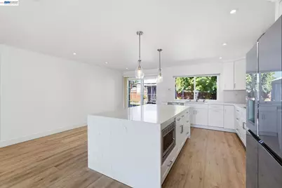 5850 Lalor Dr, San Jose, CA 95123 - Photo 13