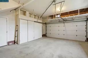 2571 Francis Dr, Pinole, CA 94564 - Photo 29