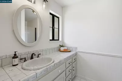 2571 Francis Dr, Pinole, CA 94564 - Photo 27